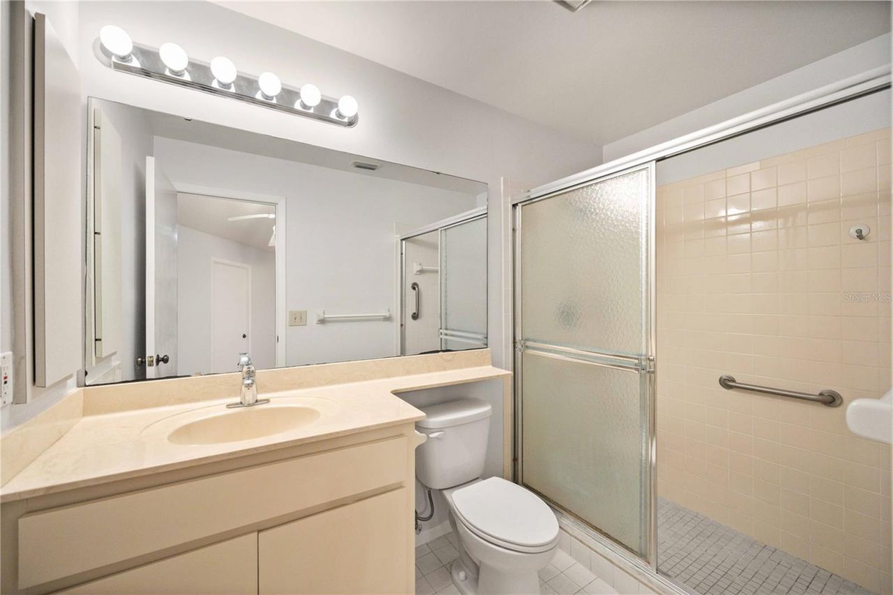 3411 57th Avenue Drive W, Unit 6, Bradenton, FL 34210 Photo