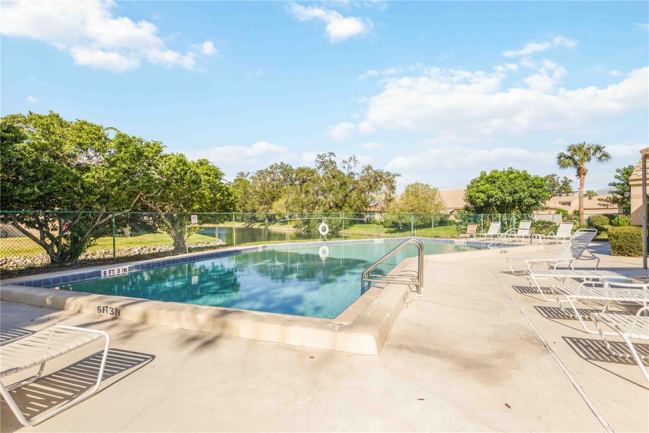 3411 57th Avenue Drive W, Unit 6, Bradenton, FL 34210 Photo