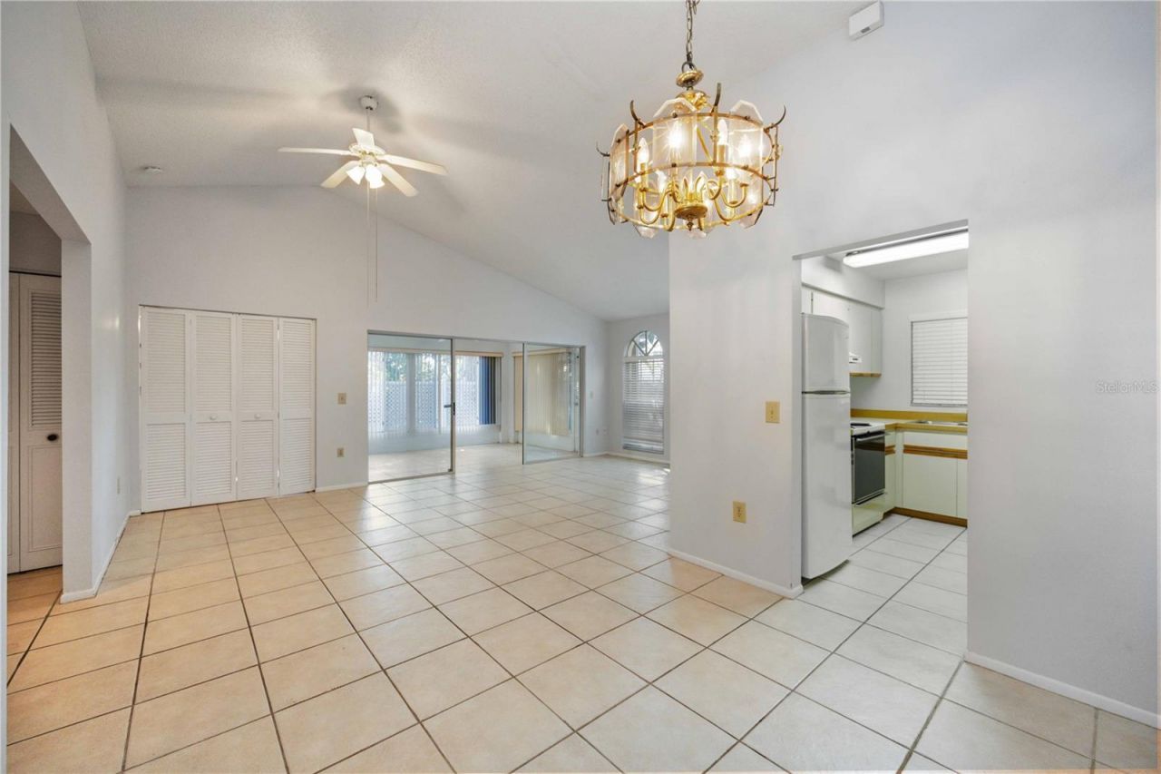 3411 57th Avenue Drive W, Unit 6, Bradenton, FL 34210 Photo