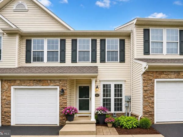 160 SCENERY COURT , STATE COLLEGE, PA 16801