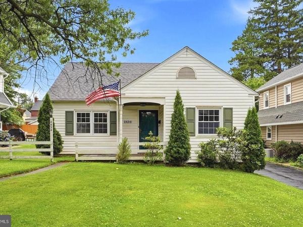 2434 MERWOOD LANE , HAVERTOWN, PA 19083