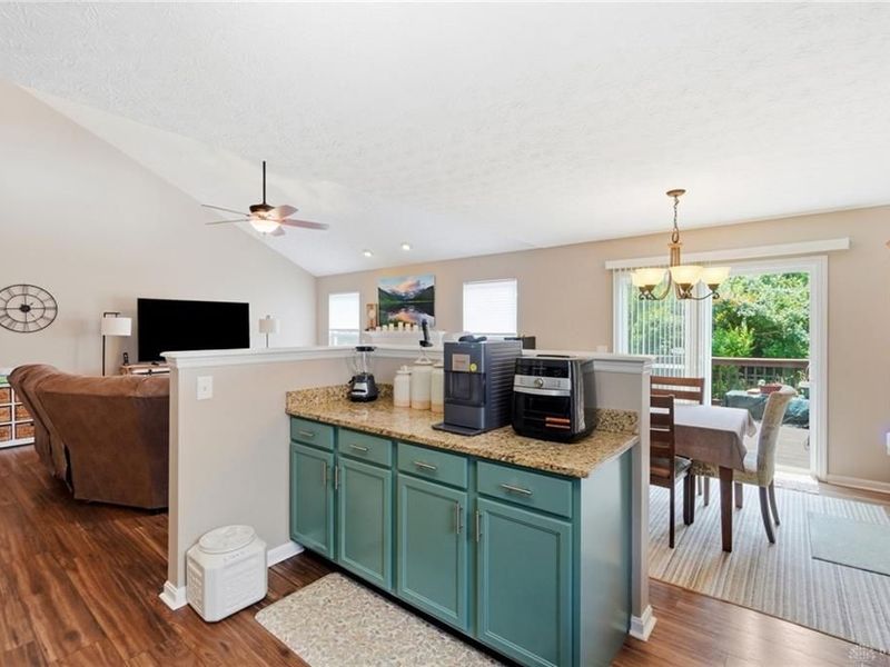 6914 Buell Lane, Huber Heights, OH 45424 Photo 8