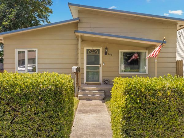 740 9th Street, Clarkston, WA 99403