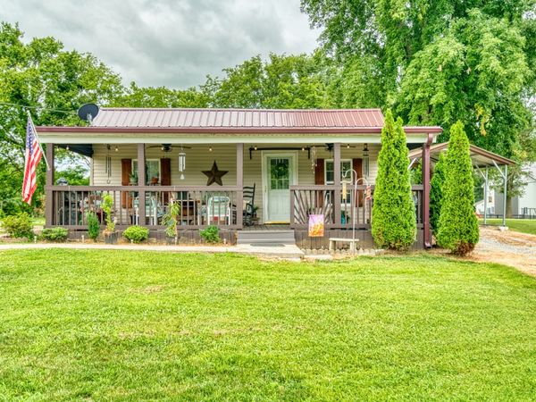 3899 W Jefferson Davis Highway, Elkton, KY 42220