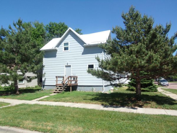 600 N Wisconsin St, Mitchell, SD 57301