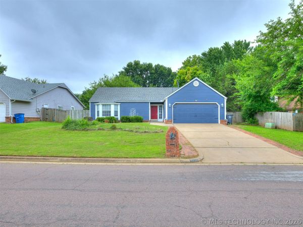 9208 E 93rd Street, Tulsa, OK 74133