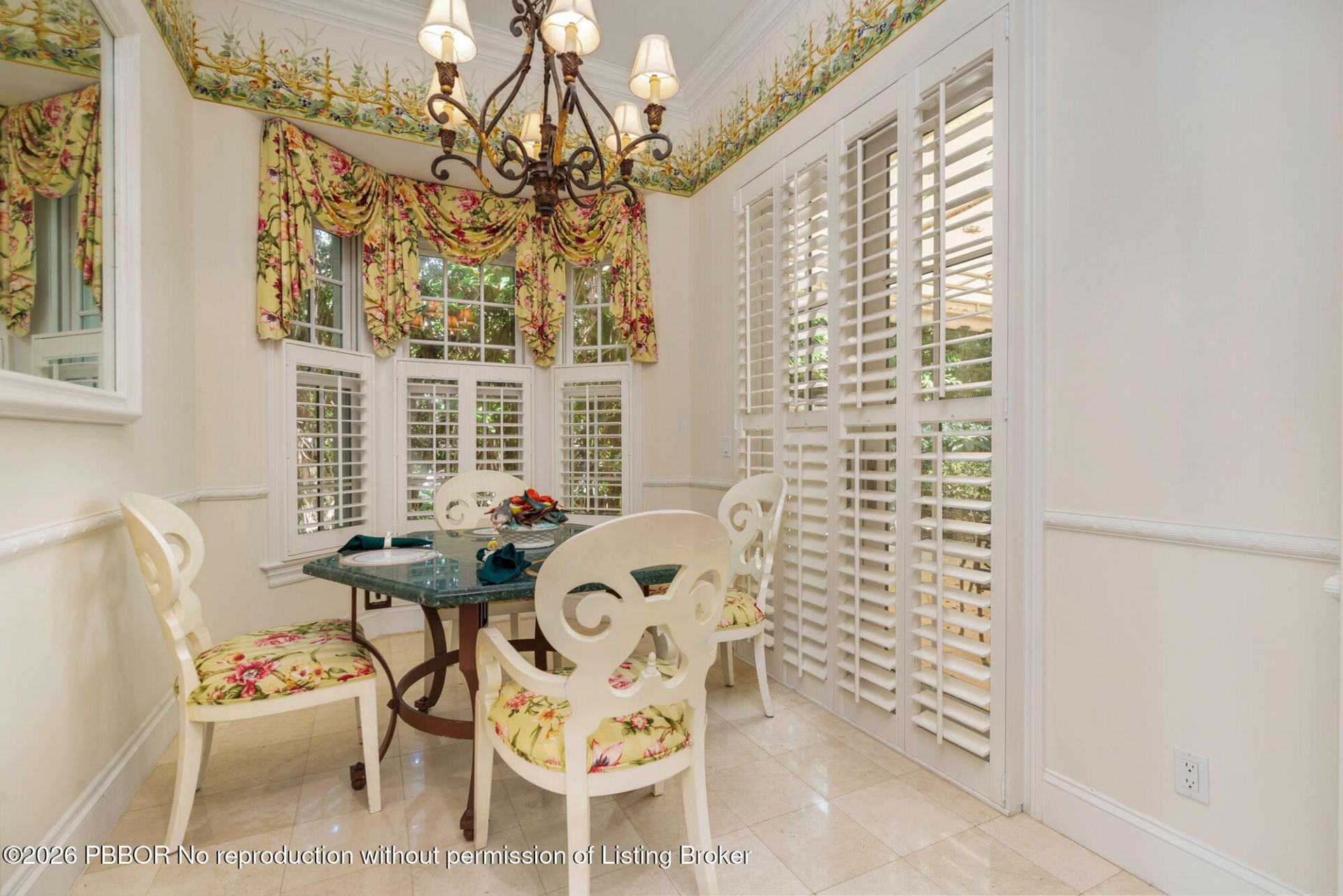 255 Cherry Lane, Palm Beach, FL 33480 Photo