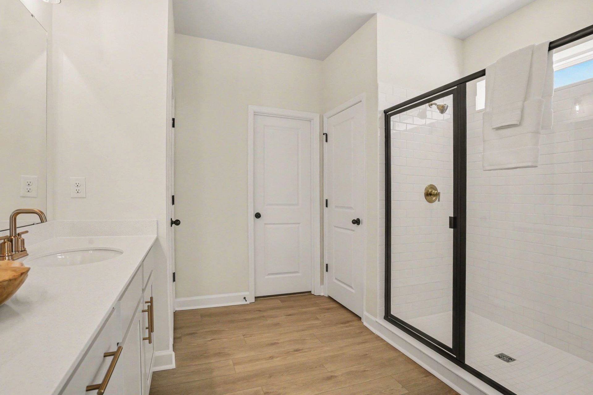979 Triton Ave.  Photo 19