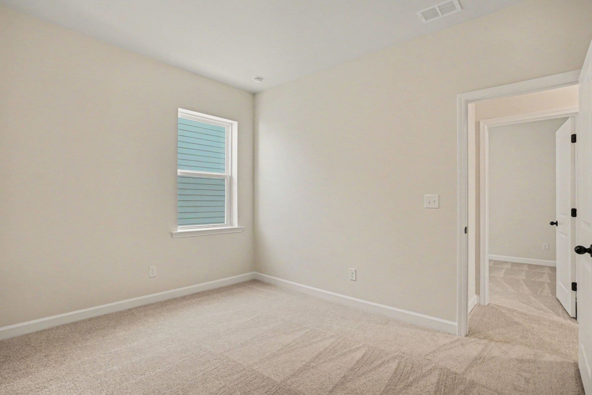 979 Triton Ave.  Photo 23