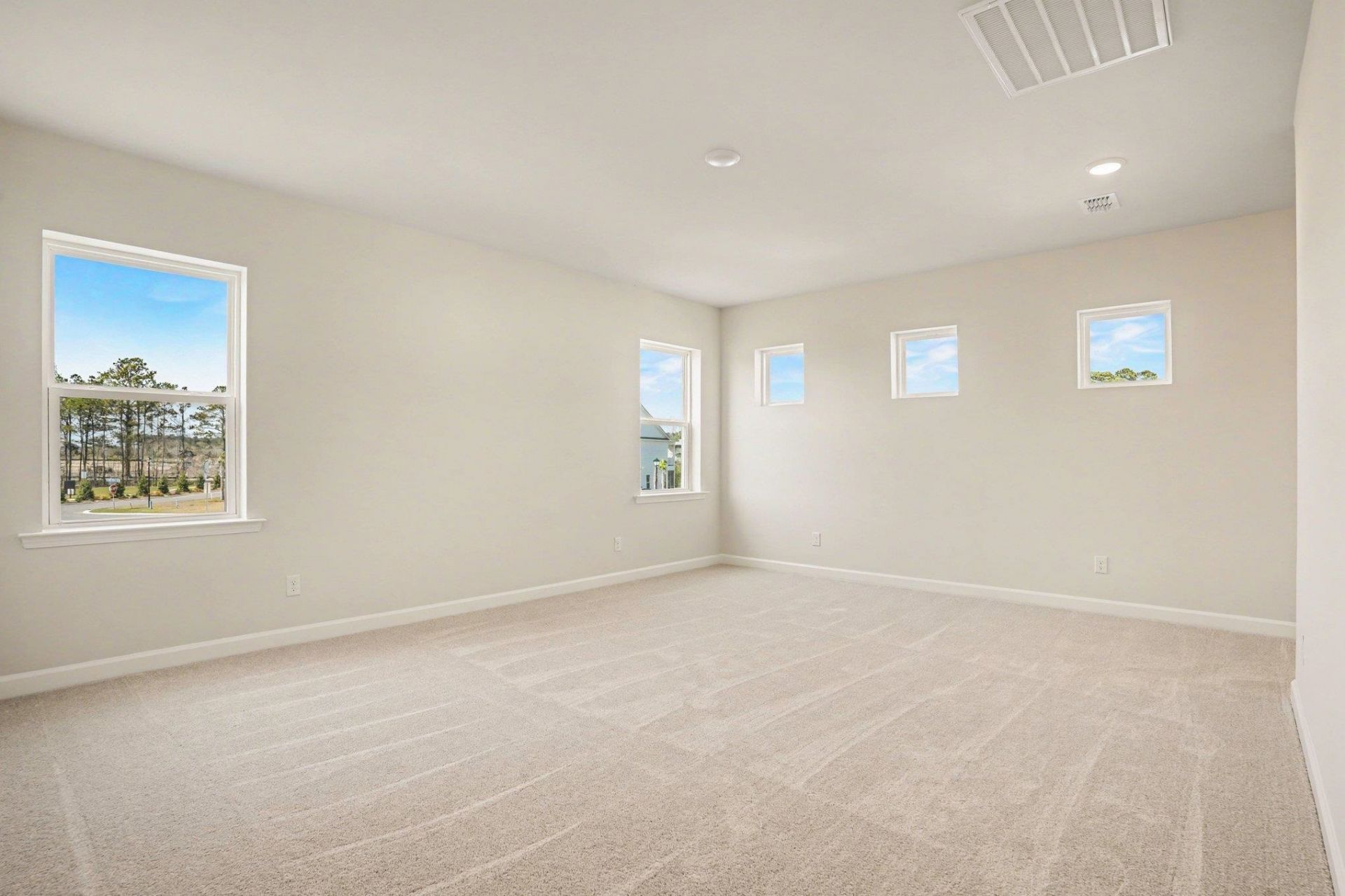 979 Triton Ave.  Photo 24