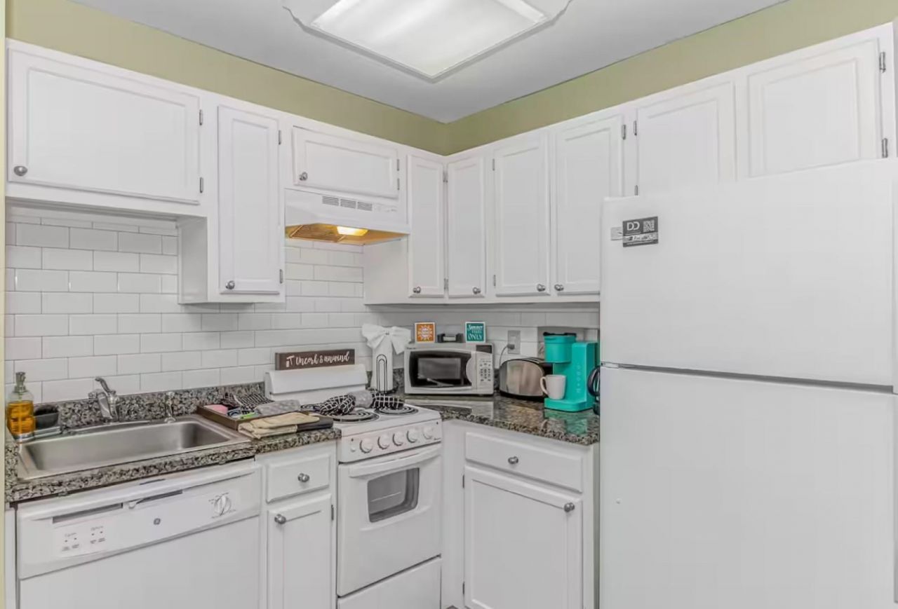 5905 S Kings Hwy.  Photo 6
