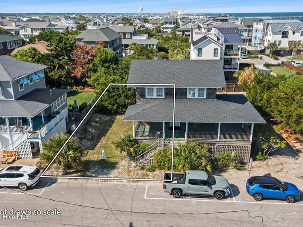 9 E Charlotte Street, Wrightsville Beach, NC 28480