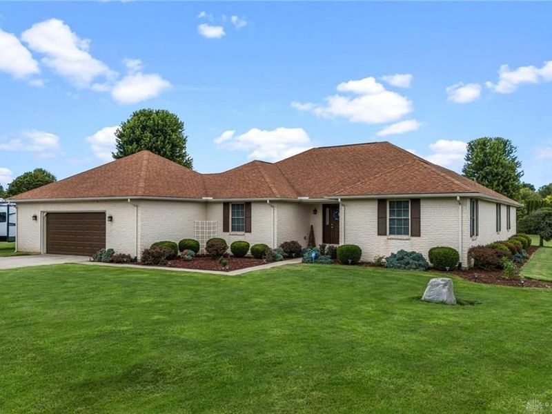 3984 Morningside Circle, Moorefield Township, OH 45502 Photo 3