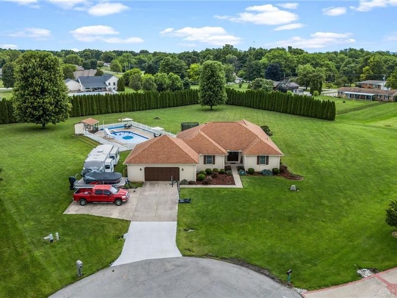 3984 Morningside Circle, Moorefield Township, OH 45502 Photo 46