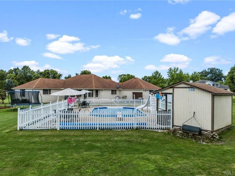 3984 Morningside Circle, Moorefield Township, OH 45502 Photo 8