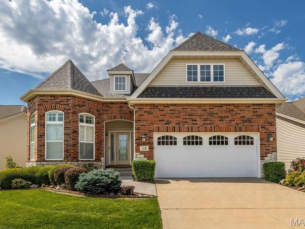 14 Burgundy Place Drive , Dardenne Prairie, MO 63368