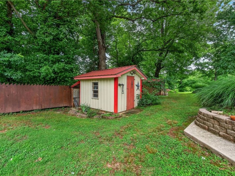 Property Image 40