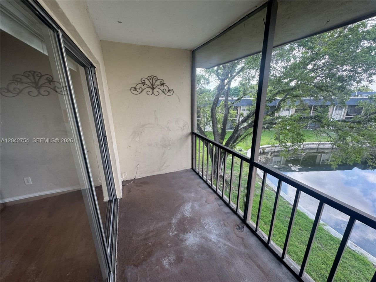 7910 Colony Cir N, Unit 304, Tamarac, FL 33321 Photo