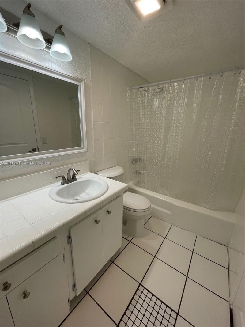 10832 SW 88th St , Unit U13, Miami, FL 33176 Photo