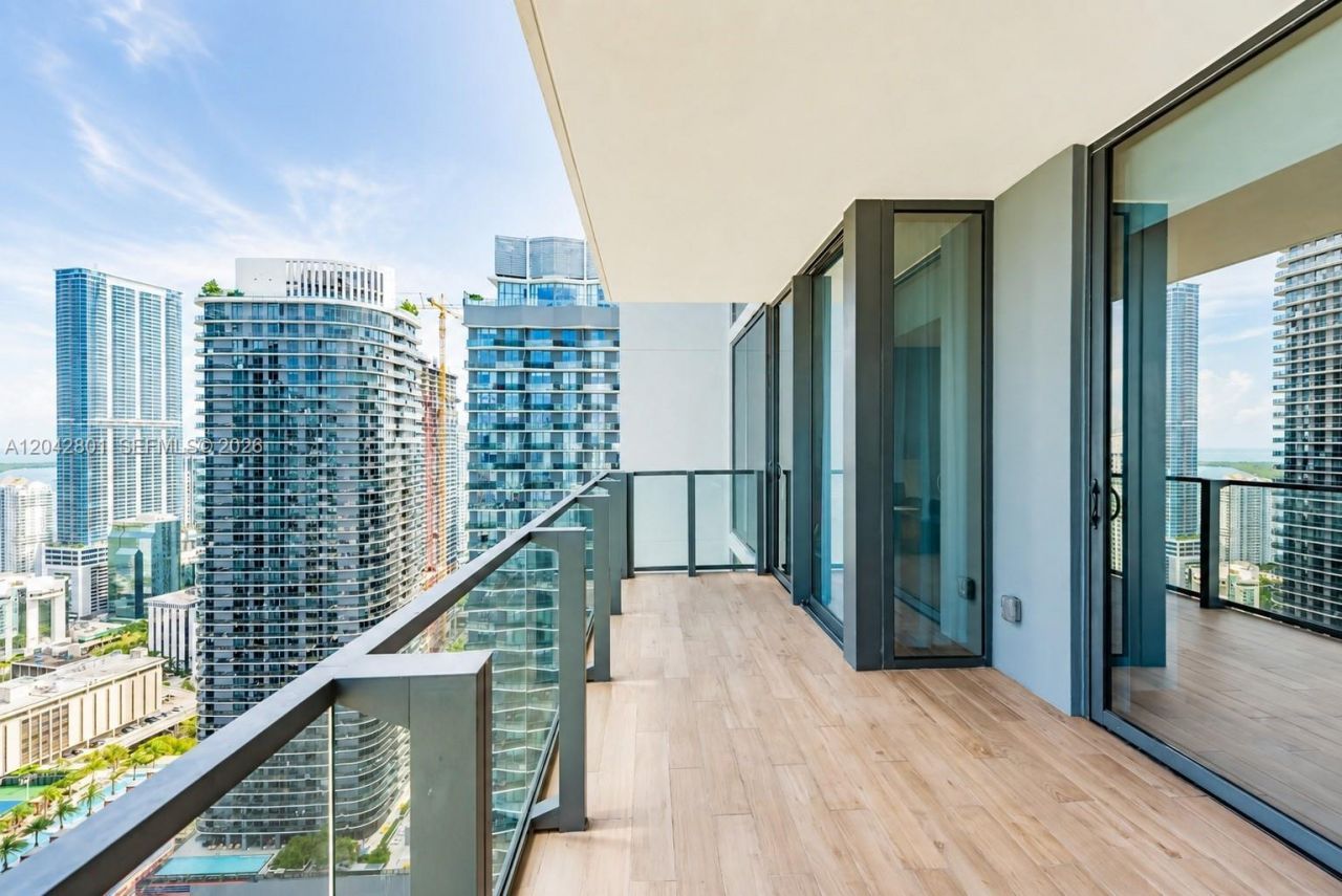 88 SW 7 Street, Unit 3403, Miami, FL 33130 Photo