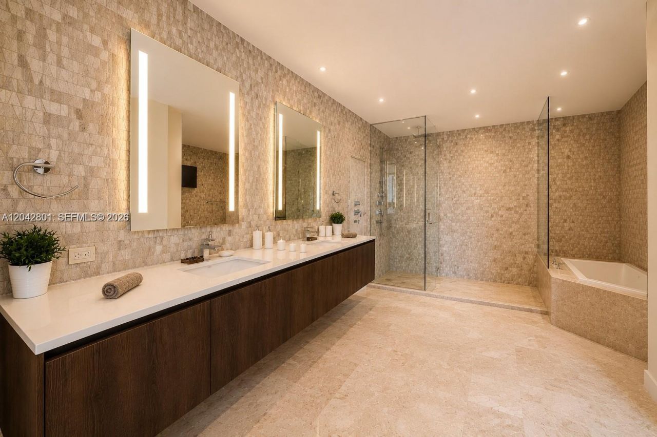 88 SW 7 Street, Unit 3403, Miami, FL 33130 Photo