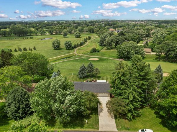 6624 Chestnut Circle, Windsor, WI 53598
