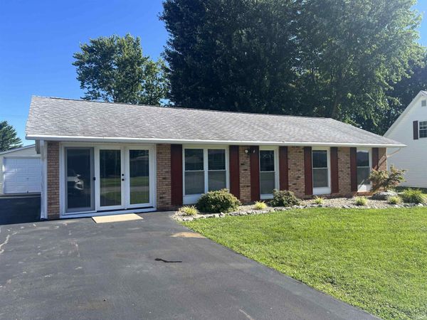 1818 Oak Street, Linton, IN 47441