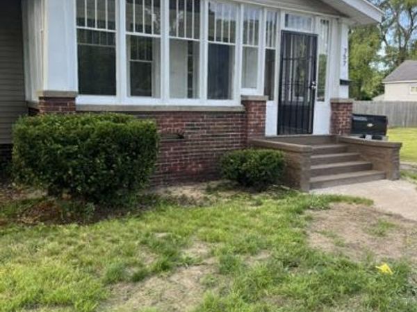 757 Washington Avenue, Muskegon, MI 49441