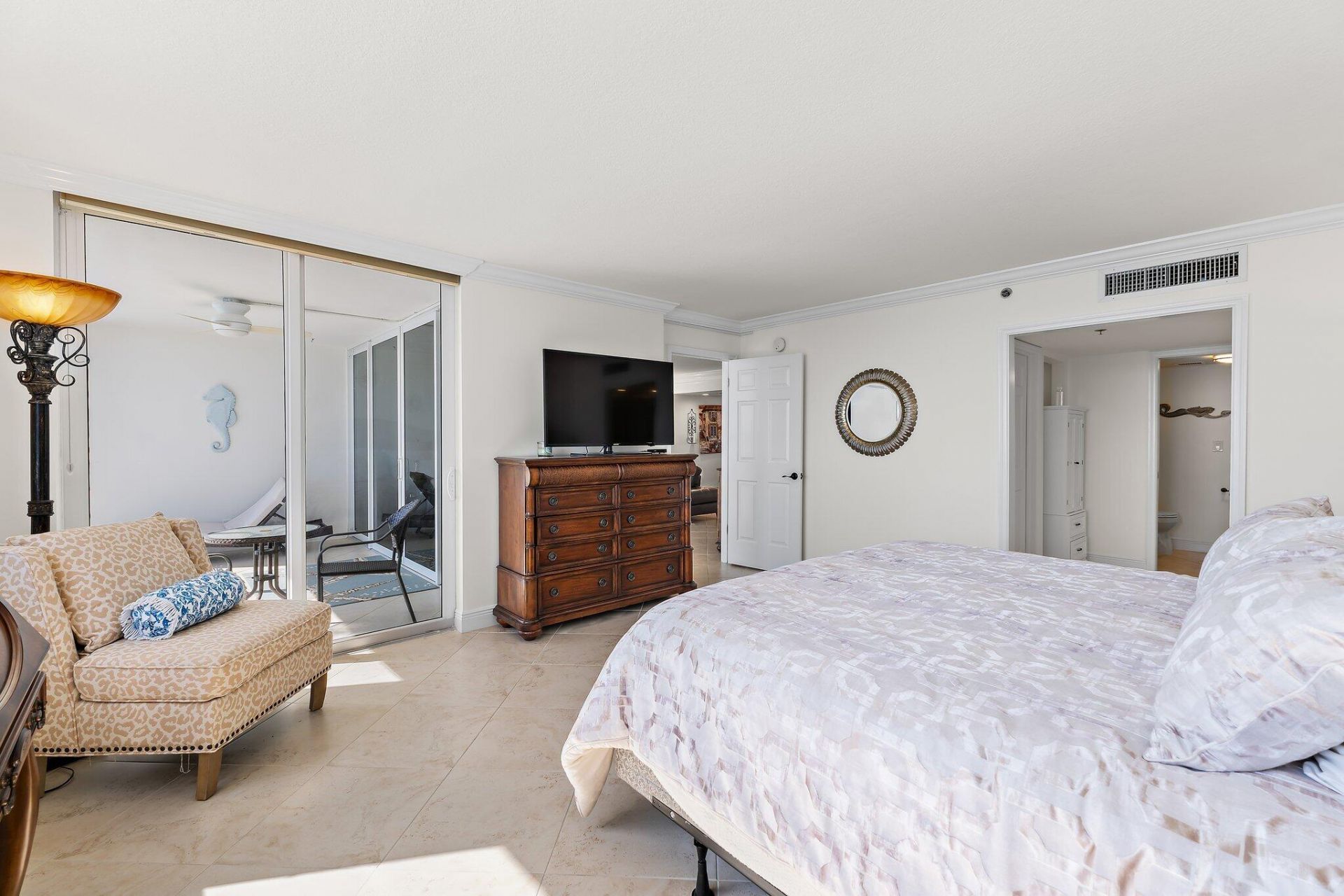 840 Ocean Drive, Unit 905, Juno Beach, FL 33408 Photo