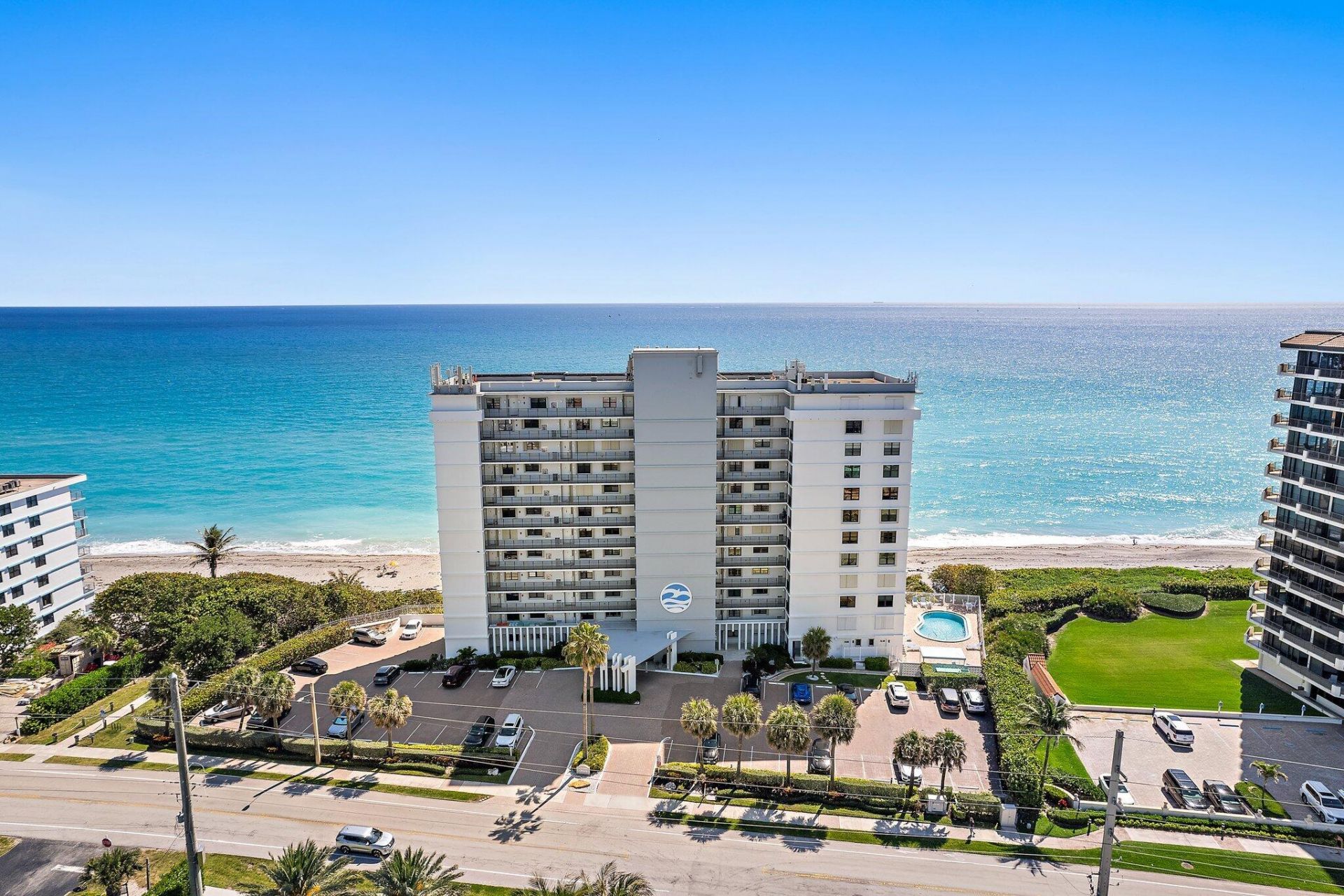 840 Ocean Drive, Unit 905, Juno Beach, FL 33408 Photo