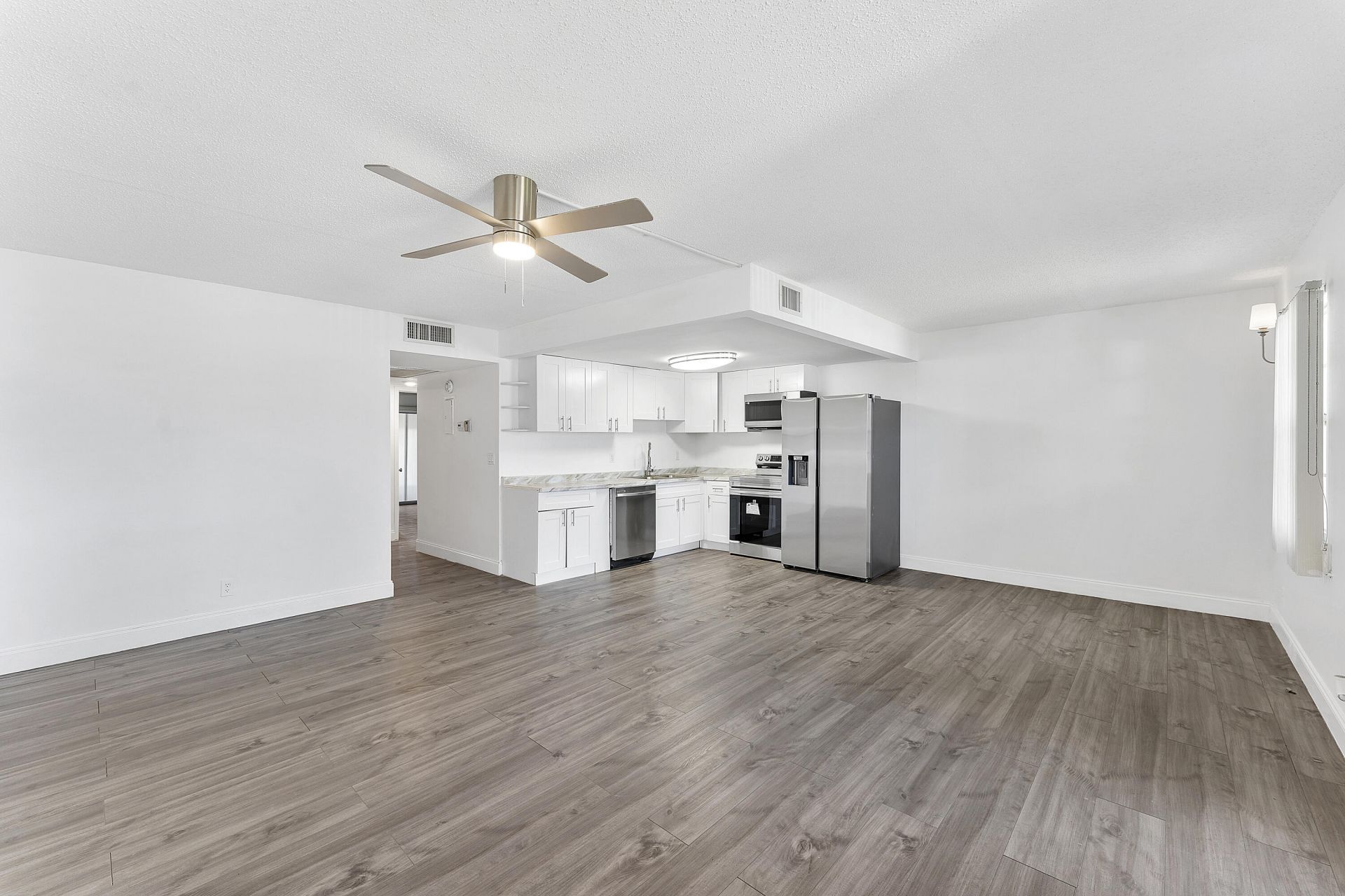 1052 Hythe C, Boca Raton, FL 33434 Photo