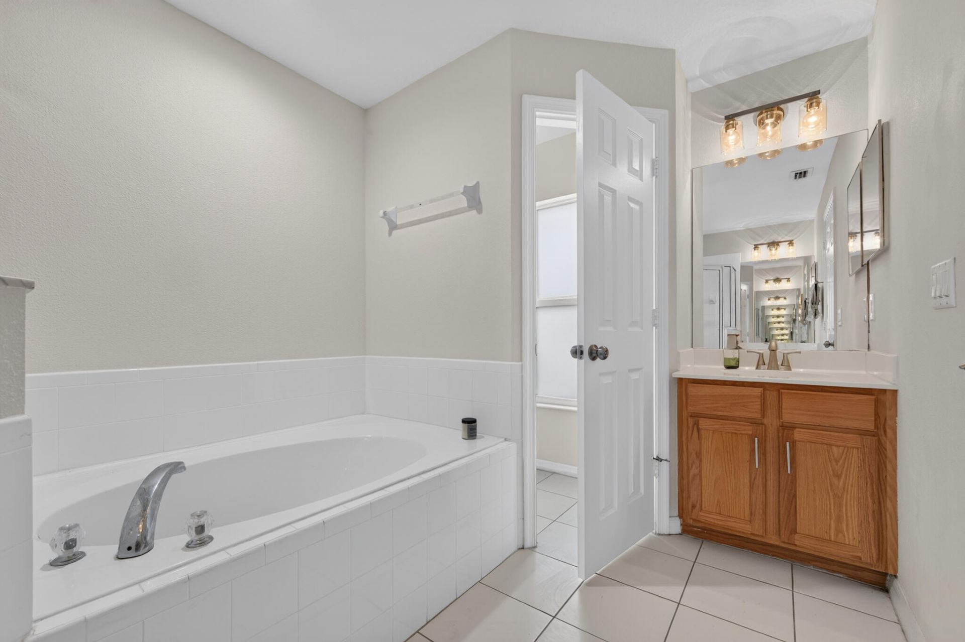 516 SE Crosspoint Drive, Port Saint Lucie, FL 34983 Photo