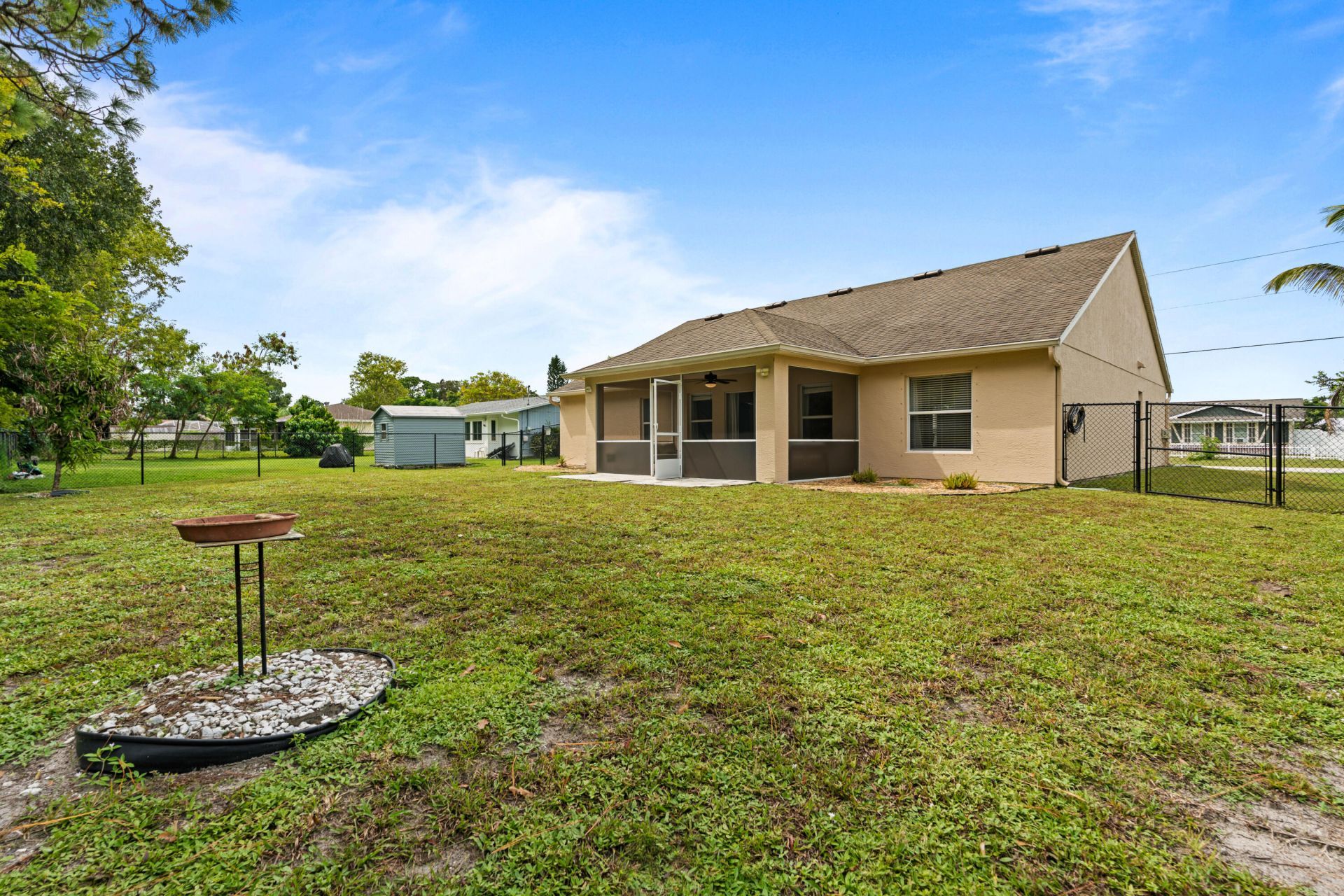 516 SE Crosspoint Drive, Port Saint Lucie, FL 34983 Photo