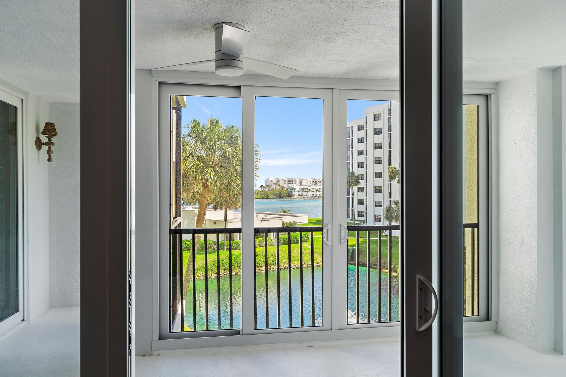 19800 Sandpointe Bay Drive N, Unit 305, Jupiter, FL 33469 Photo
