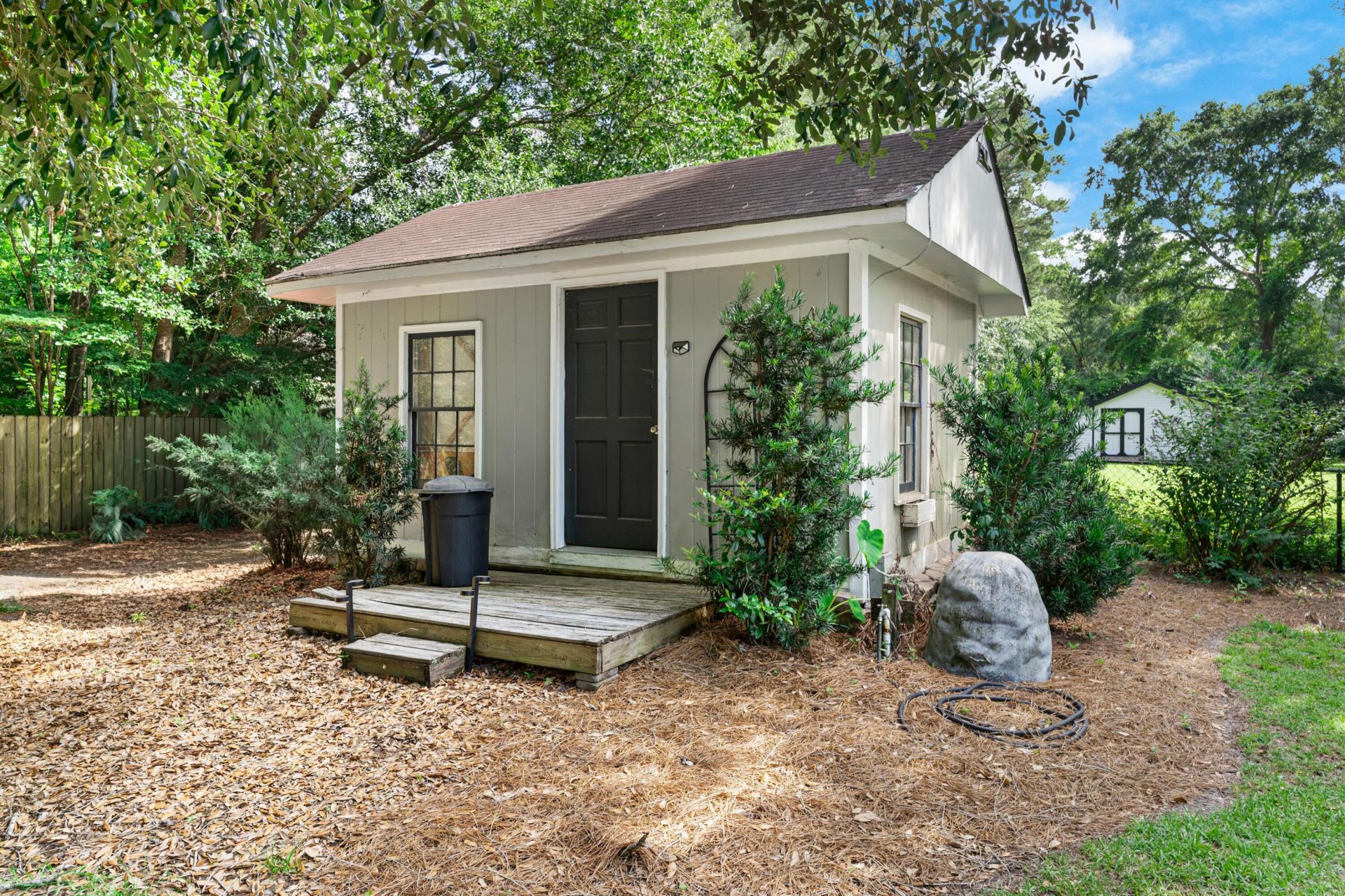 1251 Huntington Drive Photo 19