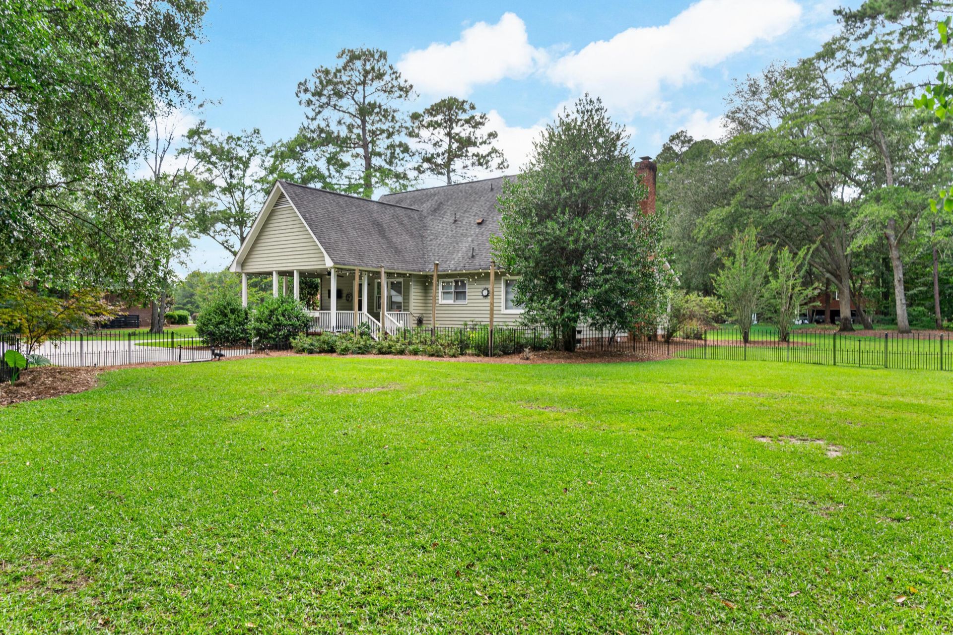 1251 Huntington Drive Photo 20