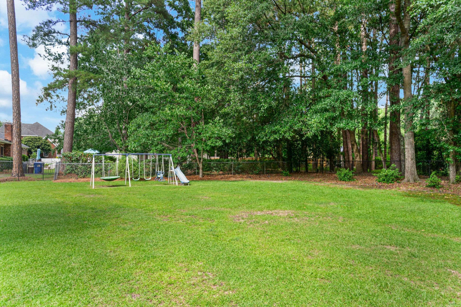 1251 Huntington Drive Photo 21