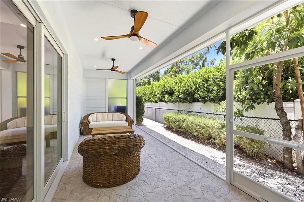 1232 Royal Palm Dr, Naples, FL 34103 Photo