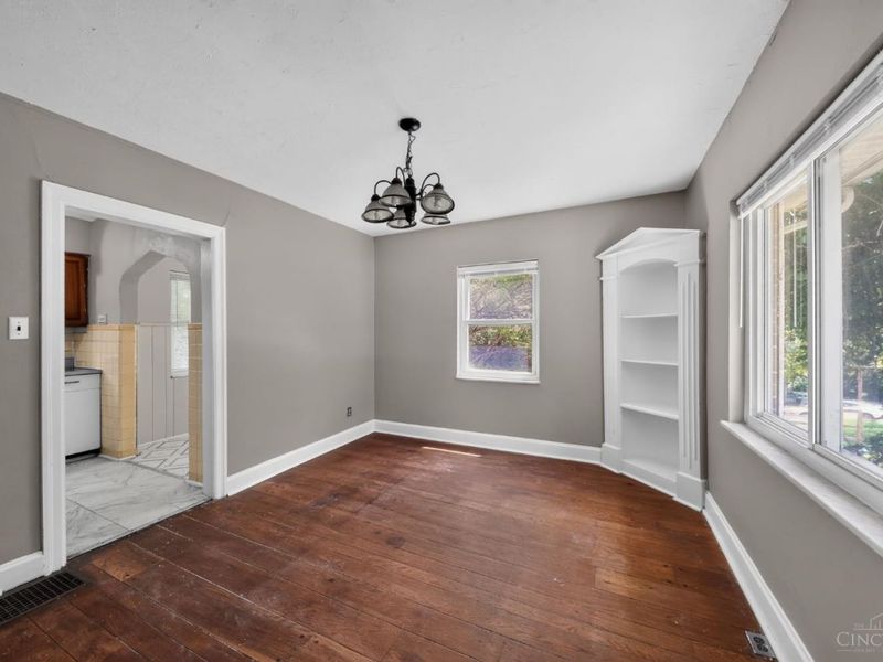 2204 Shasta Place, Cincinnati, OH 45211 Photo 13