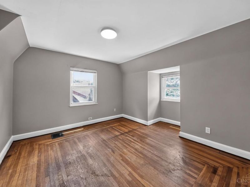 2204 Shasta Place, Cincinnati, OH 45211 Photo 18
