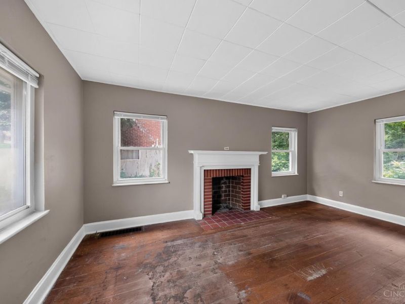 2204 Shasta Place, Cincinnati, OH 45211 Photo 8