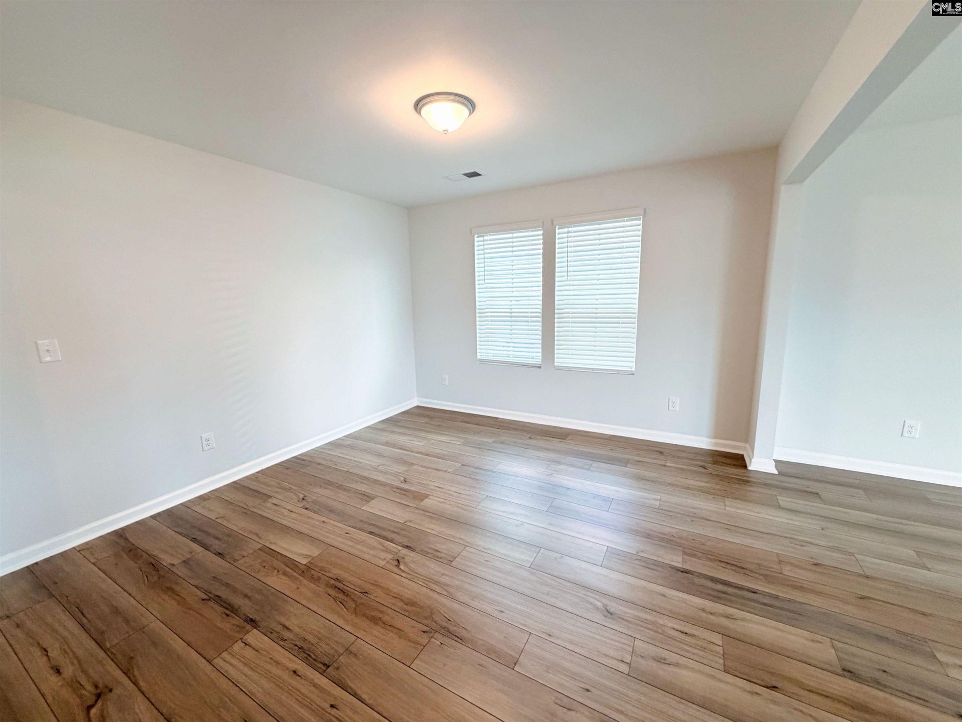 1036 Crescent Corner Drive  Photo 4