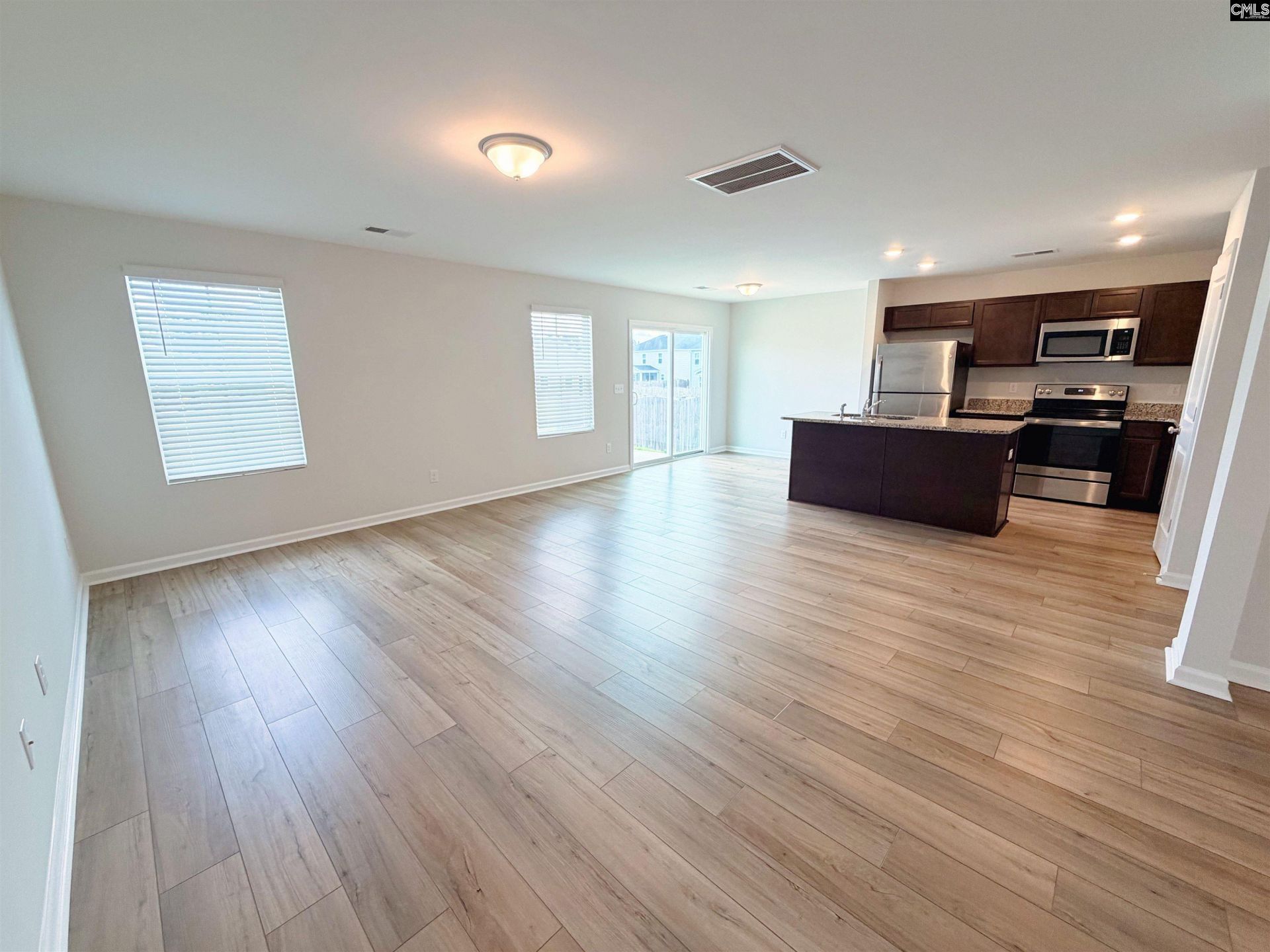 1036 Crescent Corner Drive  Photo 7