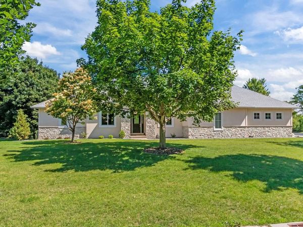 N1421 MEADOW PARK DRIVE, Greenville, WI 54942