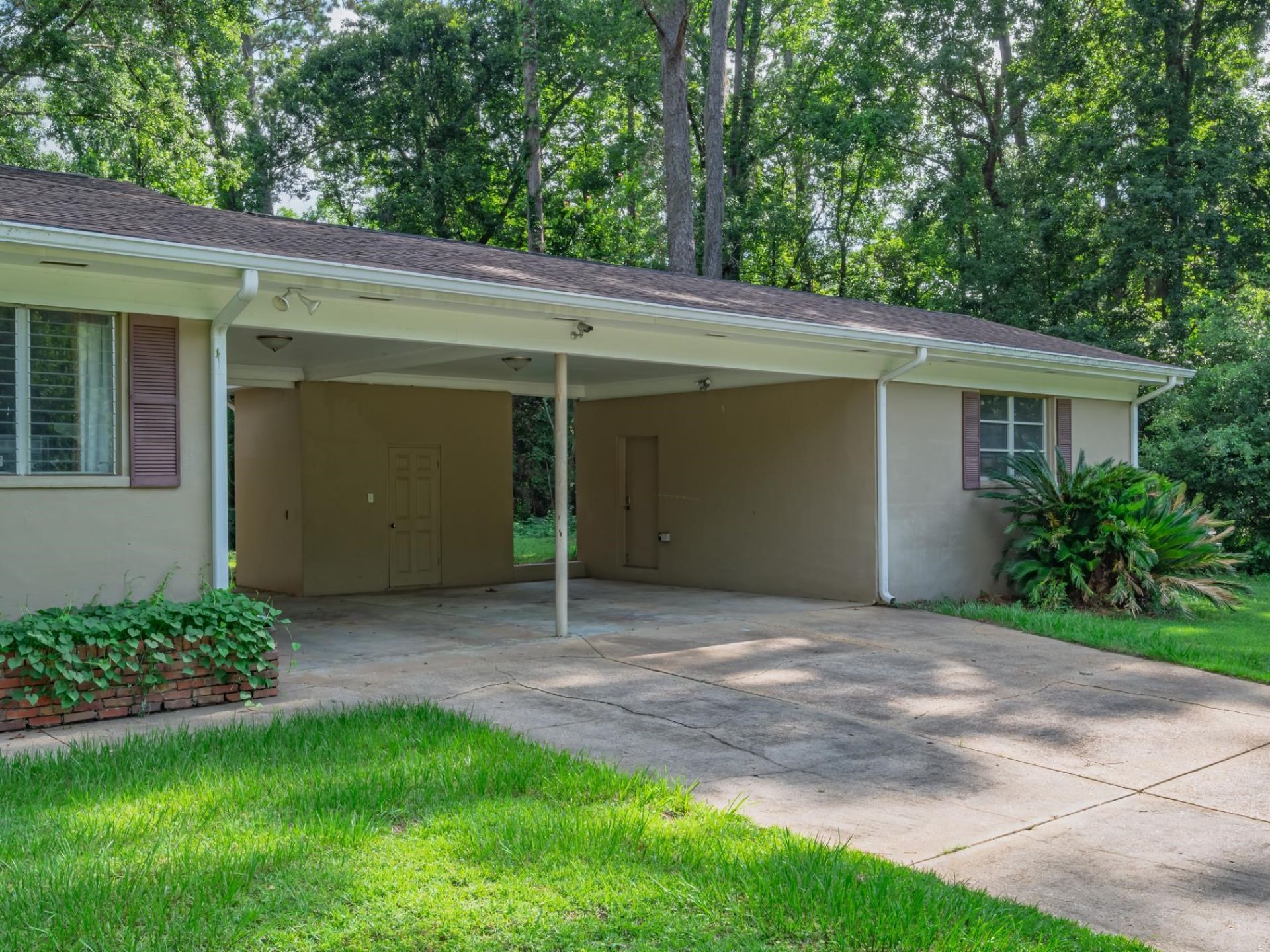 1734 W King Street , Quincy, FL 32351 Photo