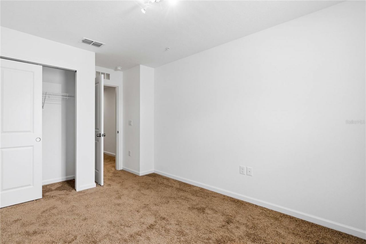 9844 Walkway Drive , Orlando, FL 32832 Photo