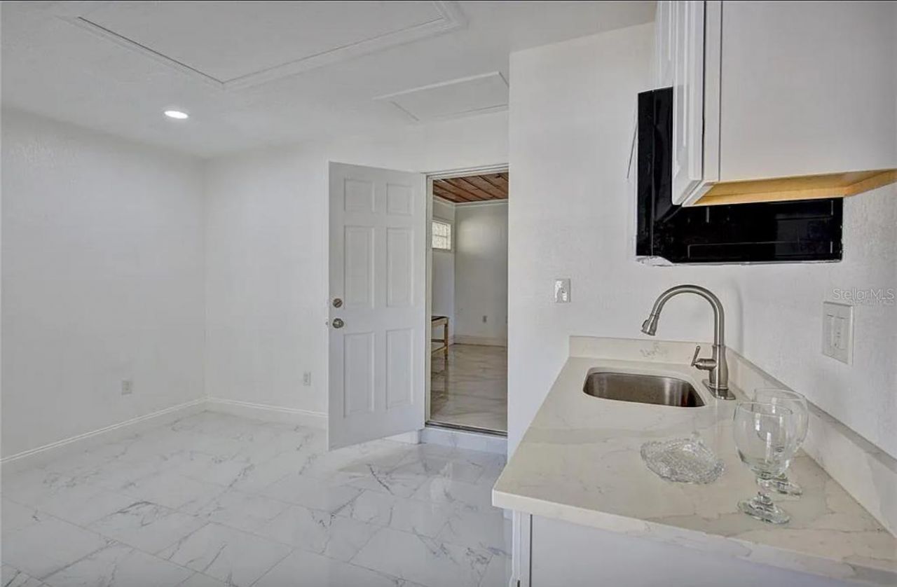1008 Chester Drive , Clearwater, FL 33756 Photo
