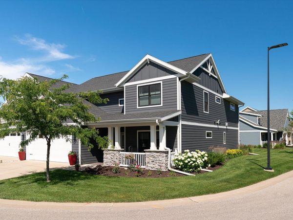 329 River Pt, La Crosse, WI 54601