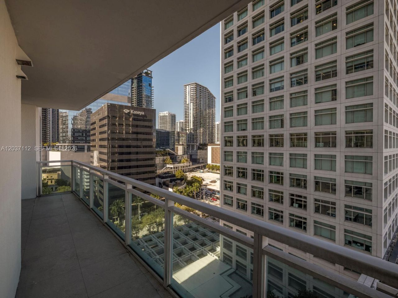 950 Brickell Bay Dr, Unit 1404, Miami, FL 33131 Photo