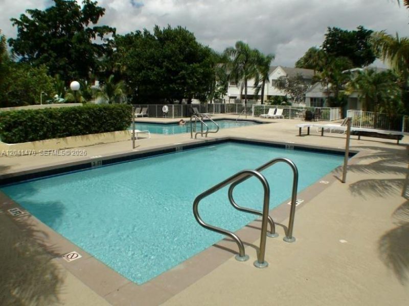17515 NW 67th Ct , Unit G-22, Hialeah, FL 33015 Photo
